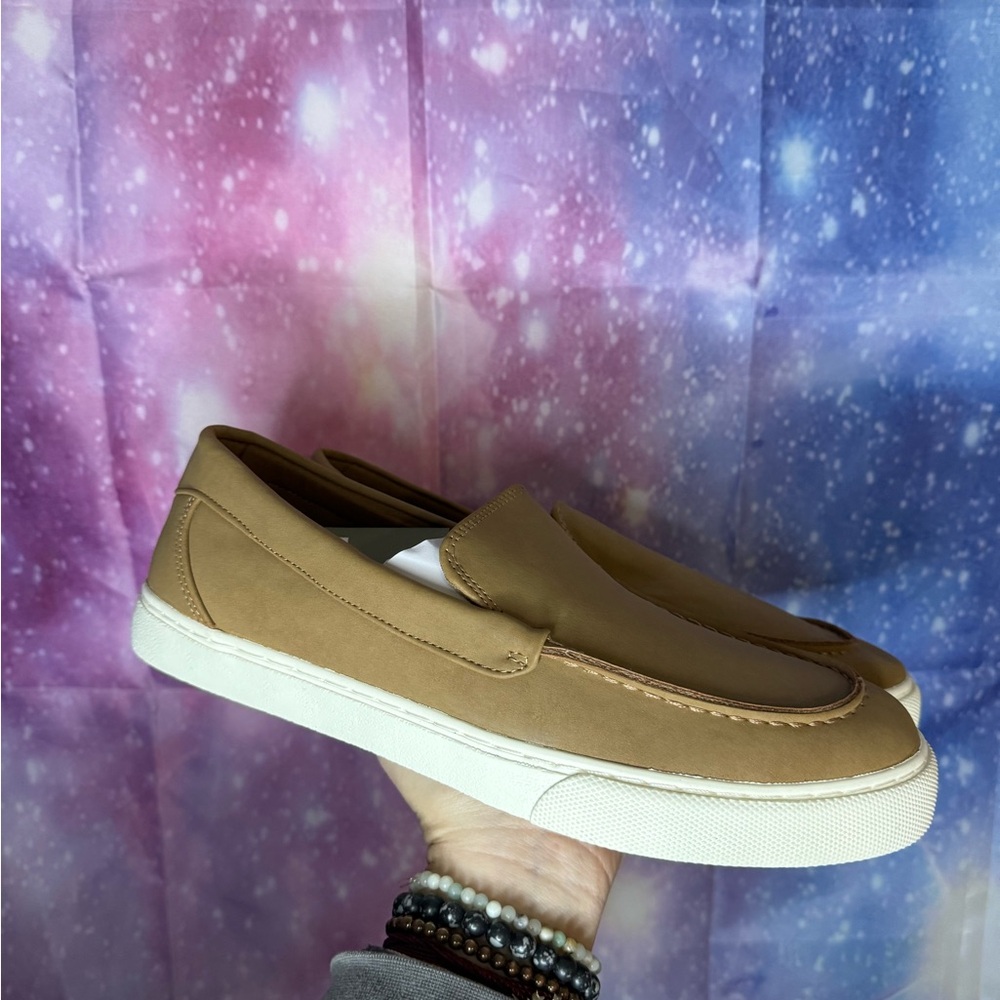 New men’s Goodfellow & co slip on loafers 🛍